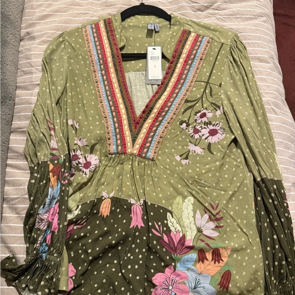 Brand New Anthropologie Top (medium) - Picture 3 of 7